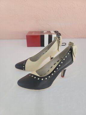 Lola Ramona Retro Mary Jane Pumps Vintage Heels